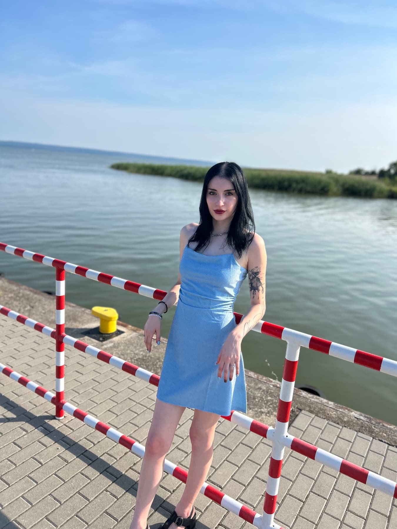 Julia, BFF disponible à Warszawa